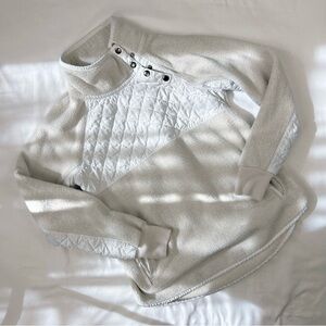 abercrombie & fitch | size s | cream fleece pullover